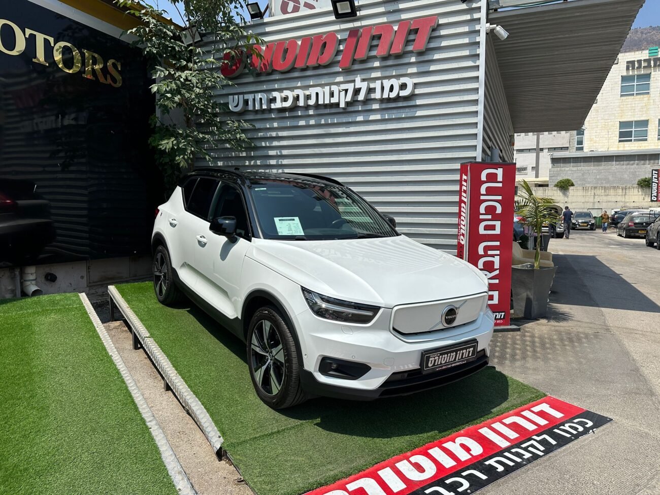וולוו XC-40 PRO 2022