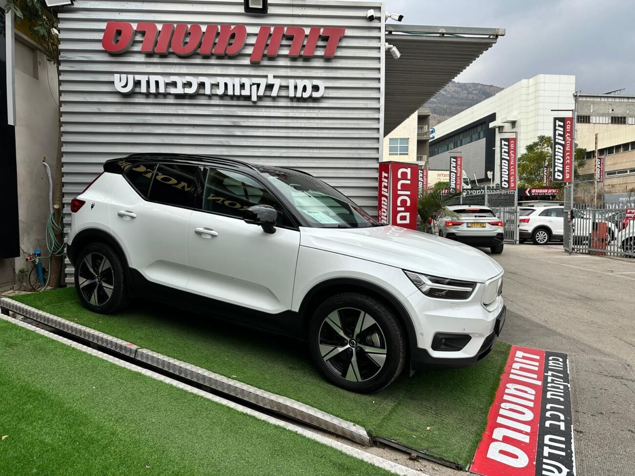 וולוו XC-40 PRO 2022