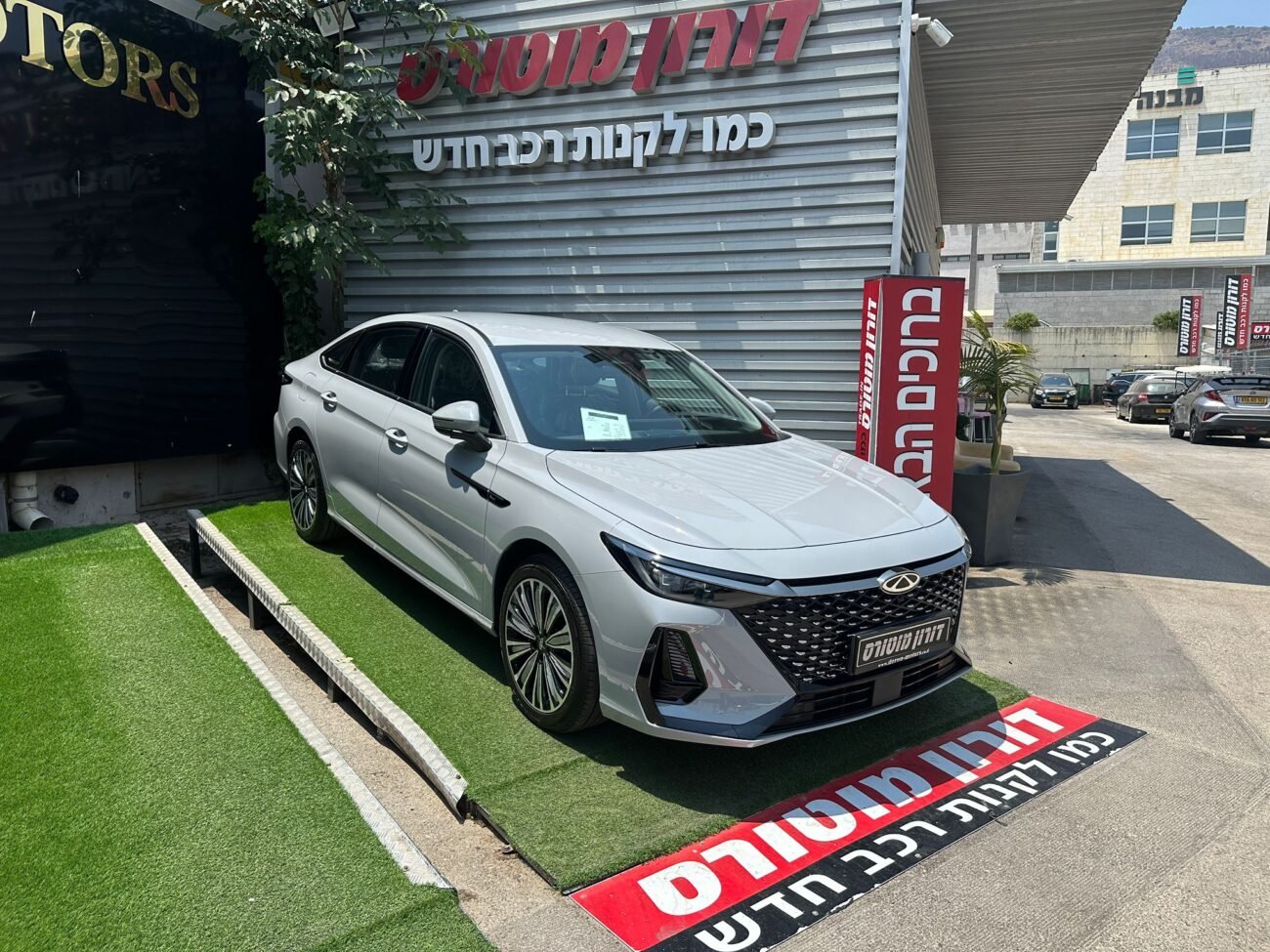 צ'רי אריזו 8 2025