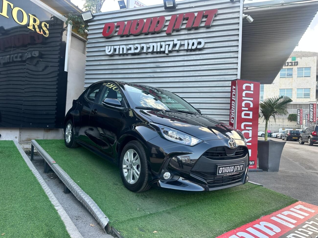 טויוטה יאריס STYLE PLUS 2025