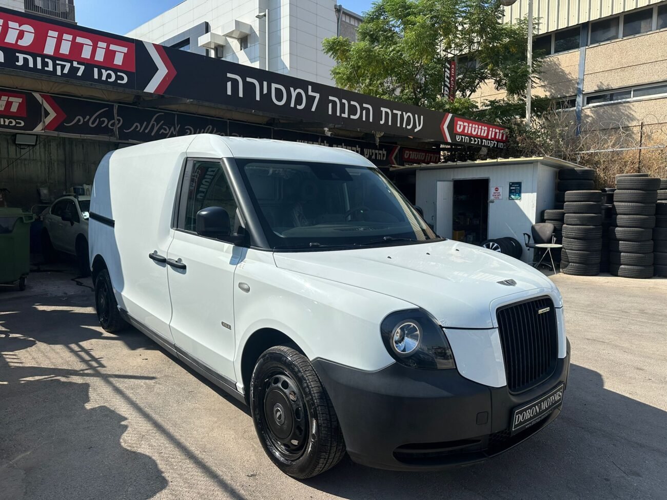 LEVC VN5 2022