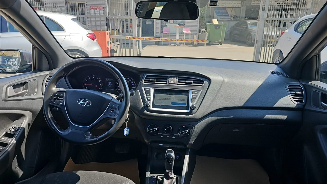 יונדאי I-20 פרסטיז' 2021