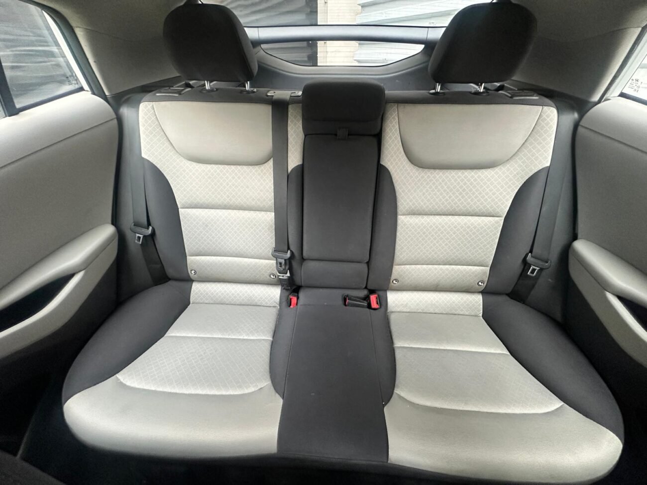 יונדאי איוניק PREMIUM 2017