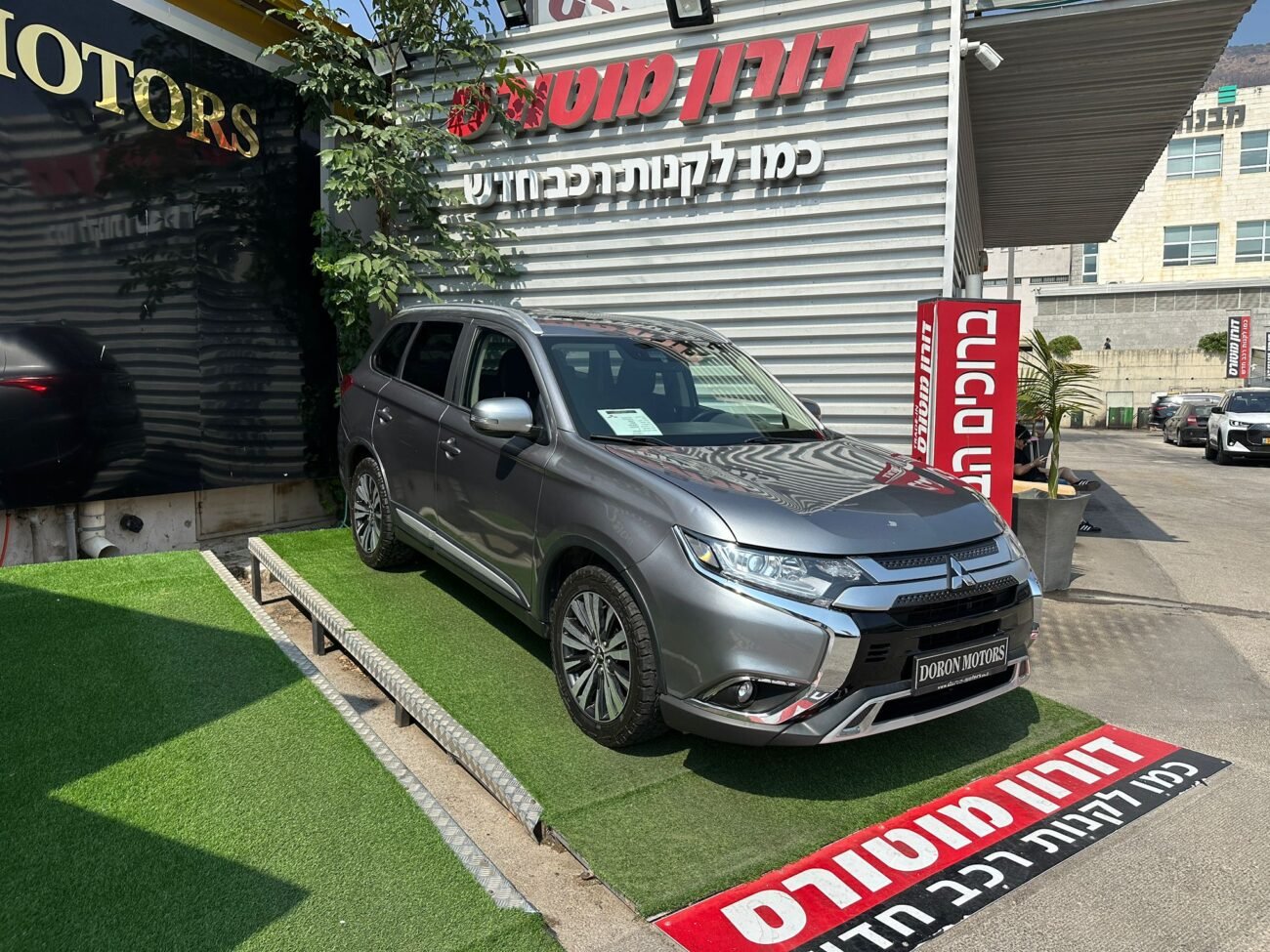 מיצובישי אאוטלנדר 2019