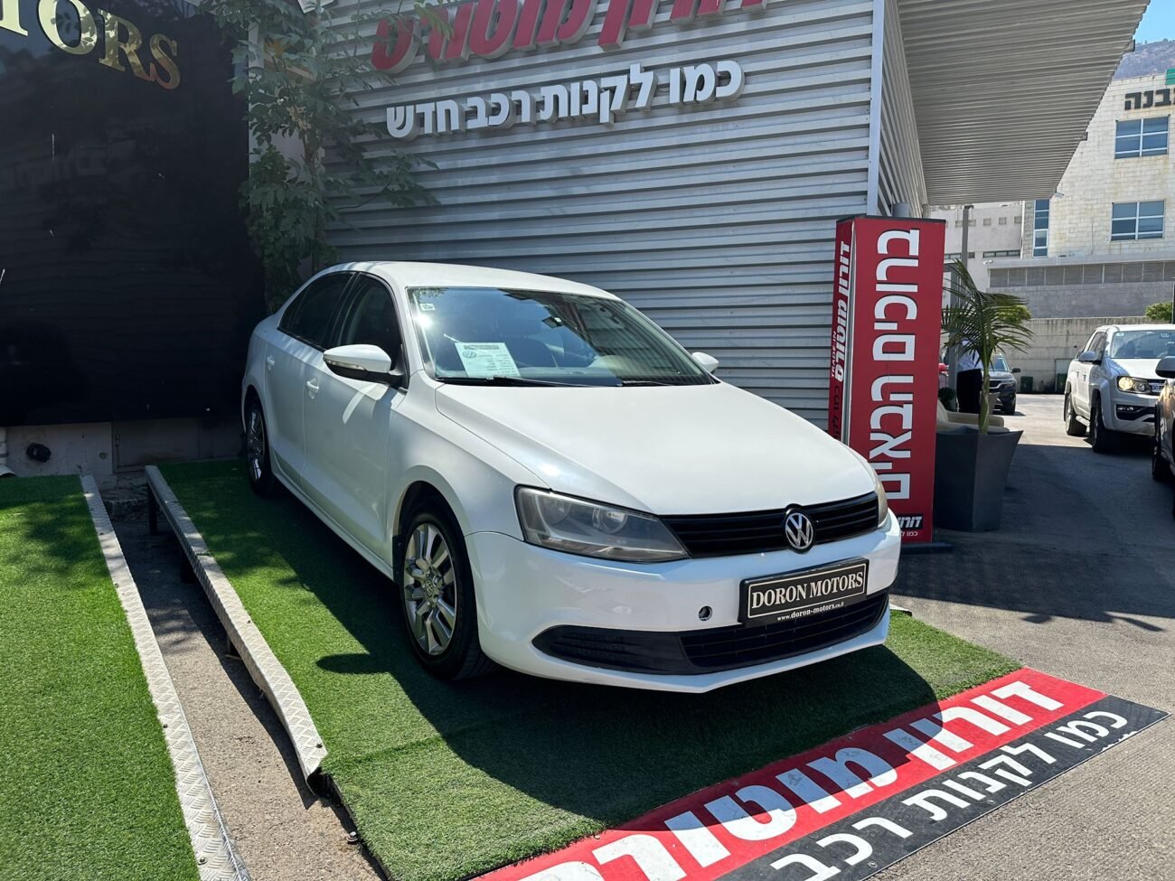 פולקסווגן 1200 2015