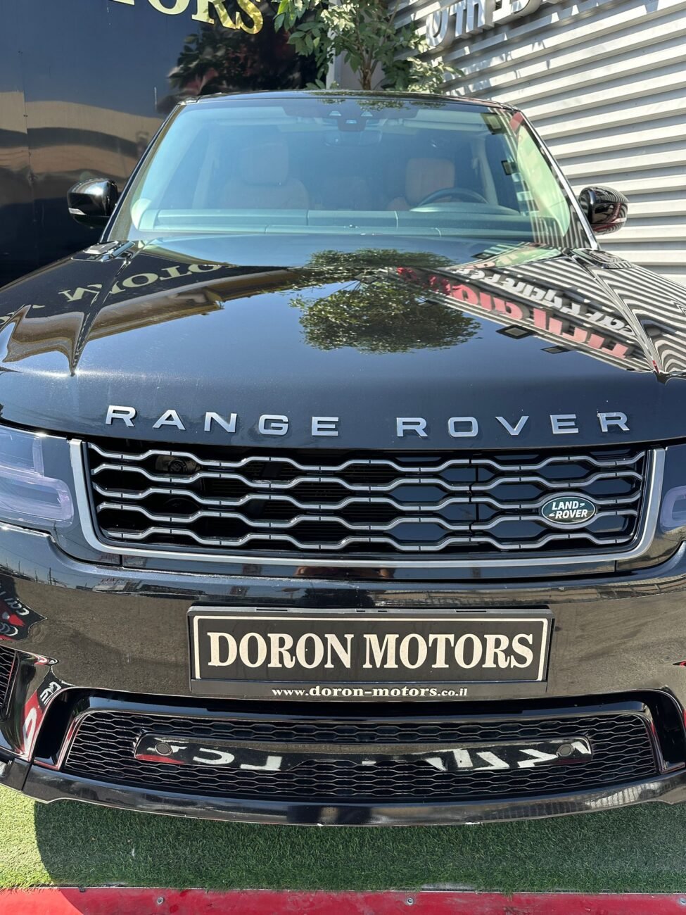 לנד רובר RANG R.SPORT 2021