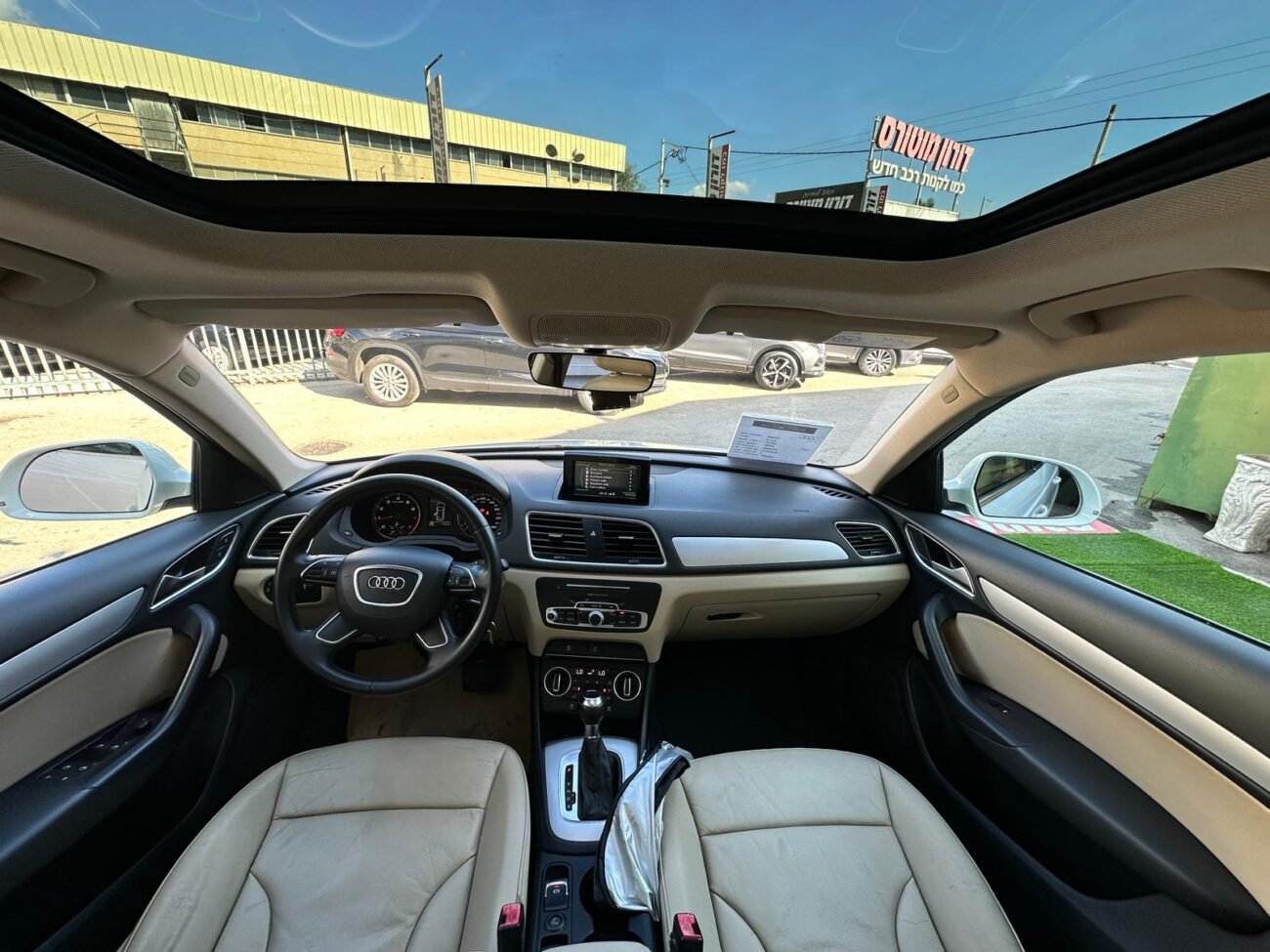 אאודי Q3 EXECUTIVE 2017