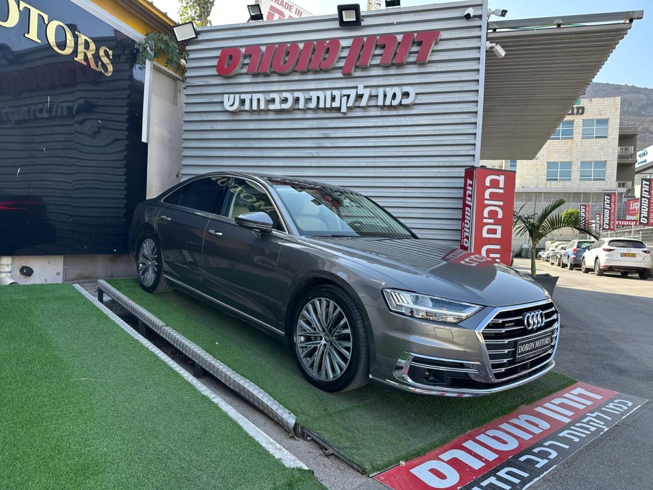 אאודי A-8 2019