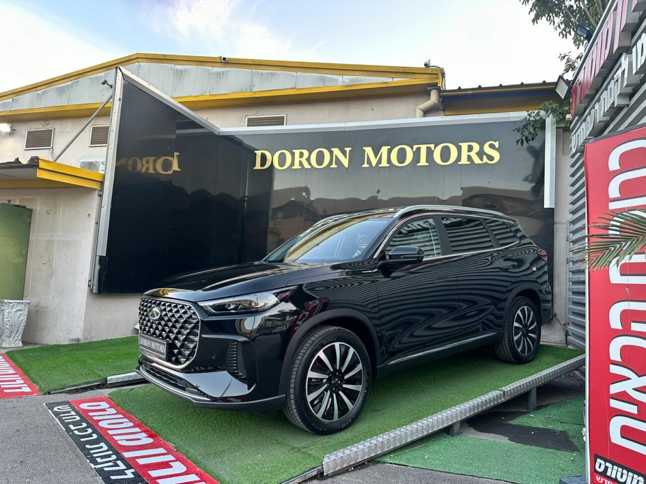 צ'רי טיגו 8 2025