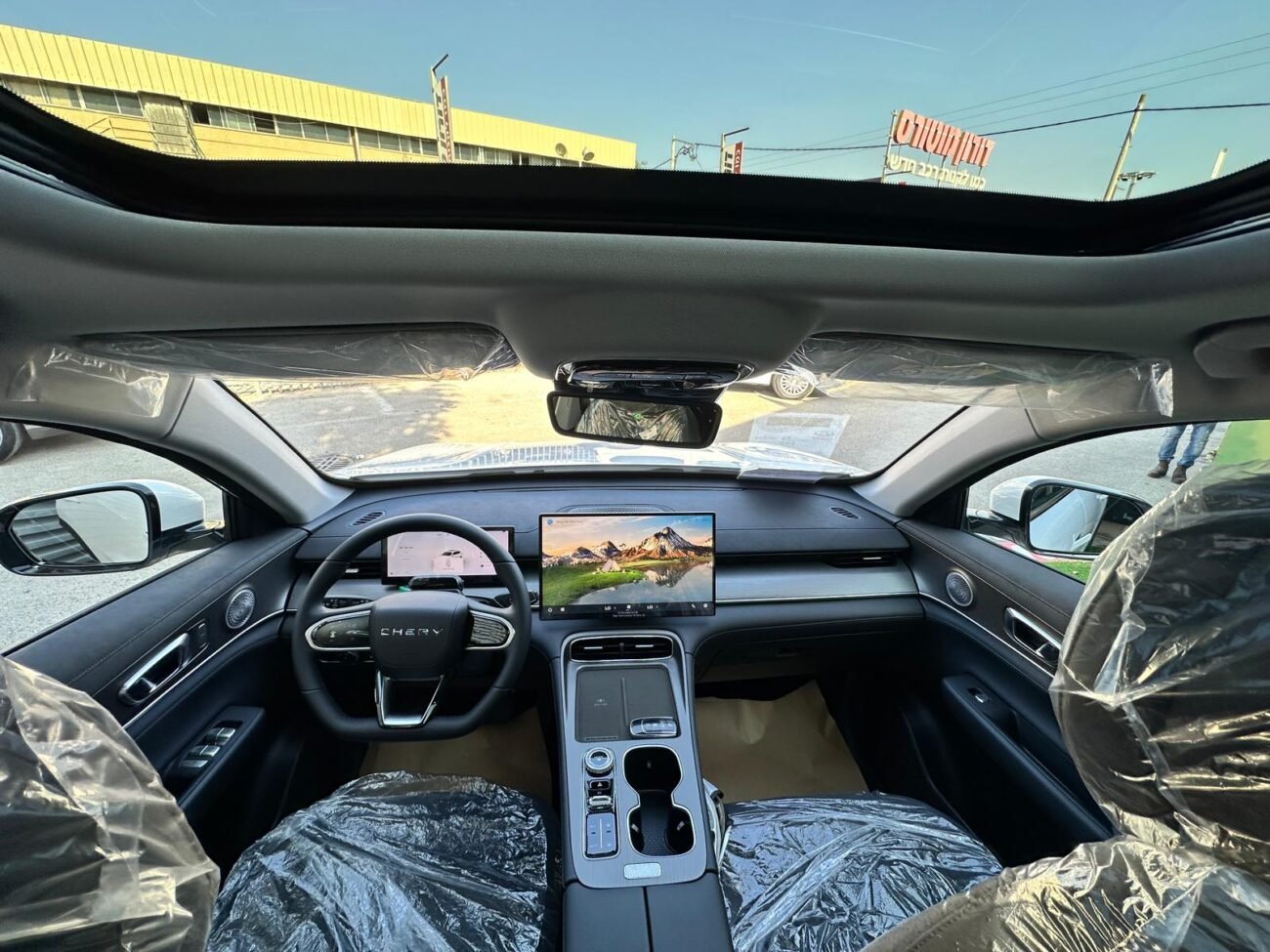 צ'רי טיגו 8 2025