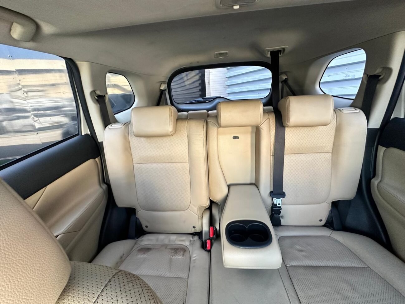 מיצובישי אאוטלנדר 2017