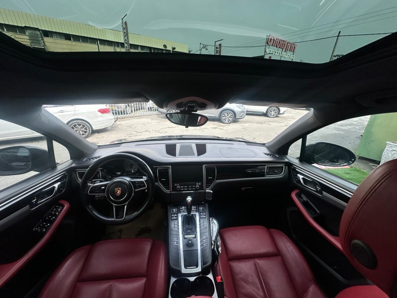 פורשה מקאן 2017