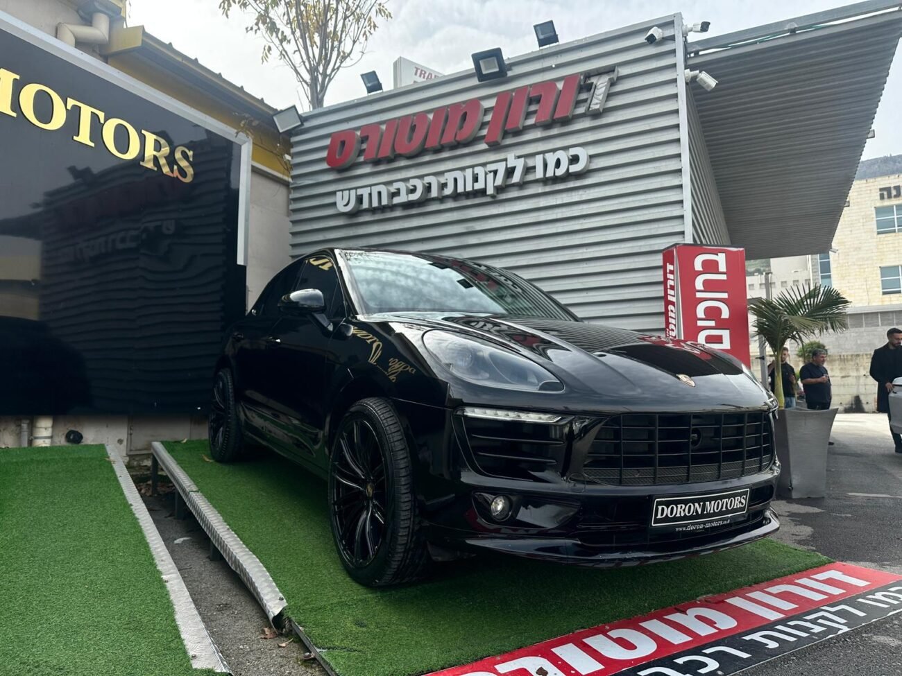 פורשה מקאן 2017