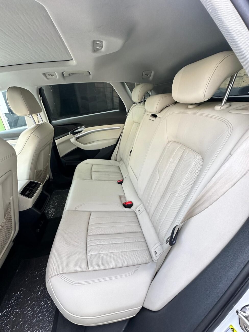 אאודי ETRON 2019