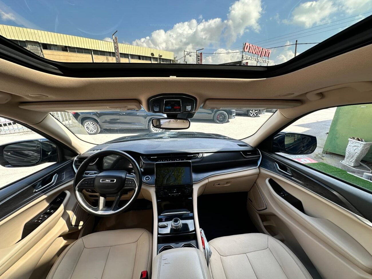 ג'יפ גרנד צ’ירוקי 2022