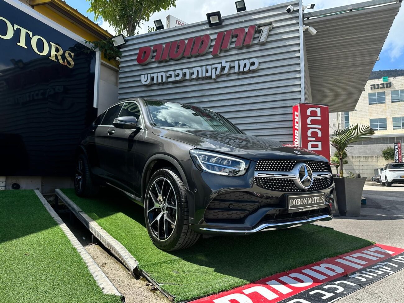 מרצדס GLC300E 2024