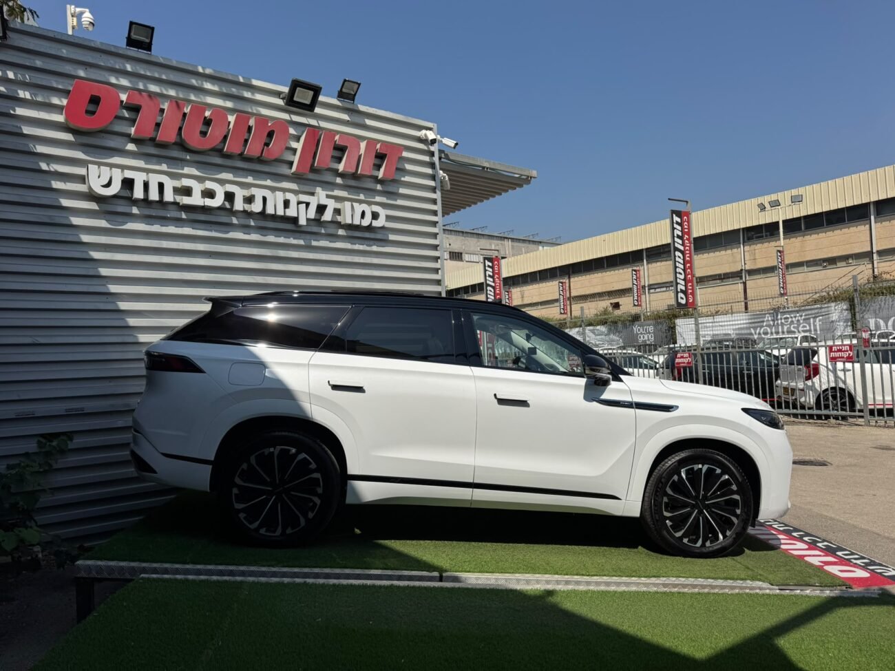 ג'אקו 8 LUXURY 2026