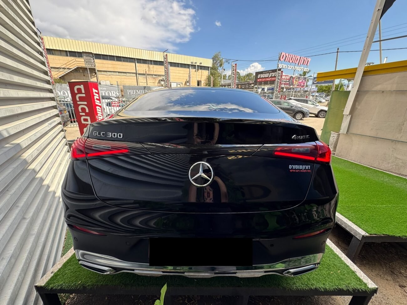 מרצדס GLC-300E COUPE AMG 2025