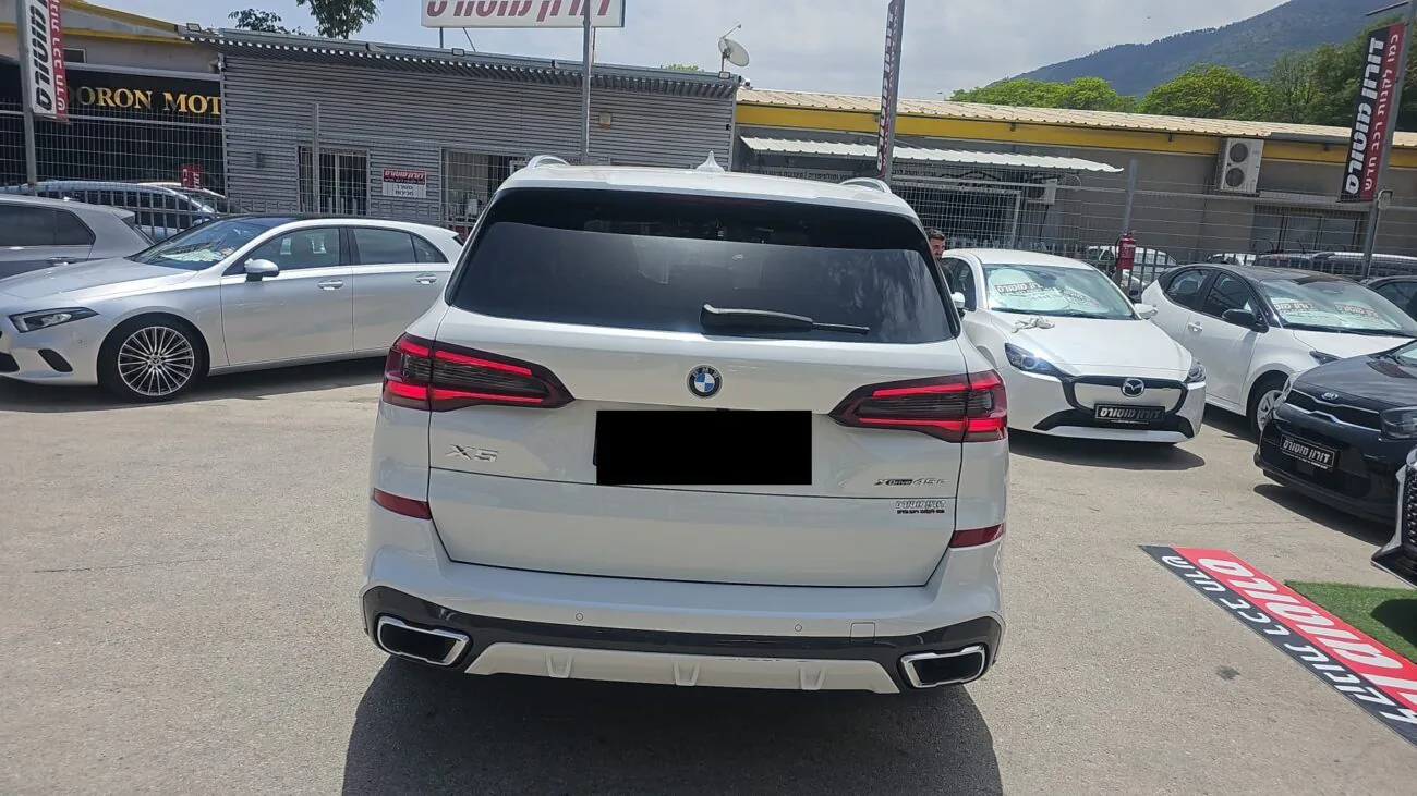 ב.מ.וו X-5 M-SPORT 2021