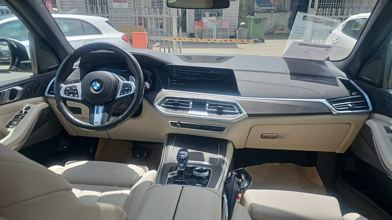 ב.מ.וו X-5 M-SPORT 2021