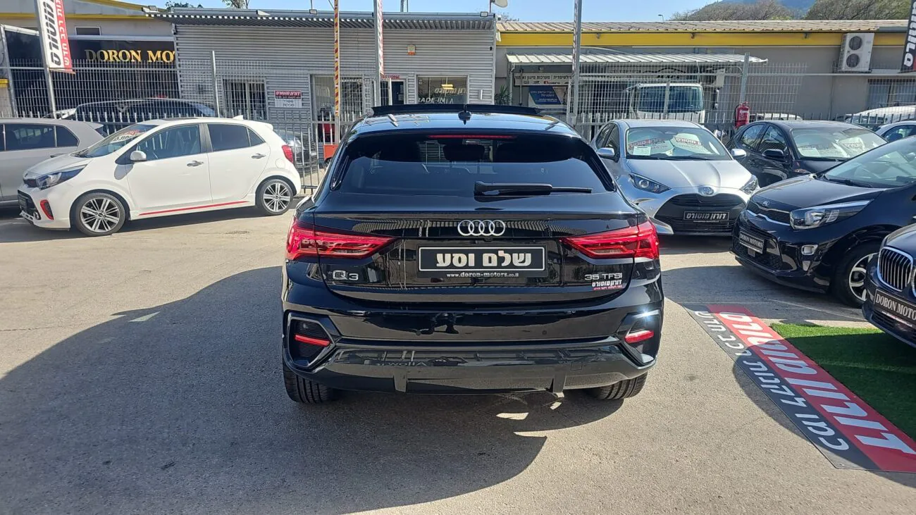 אאודי Q-3 COMFORT SPORTBACK 2025