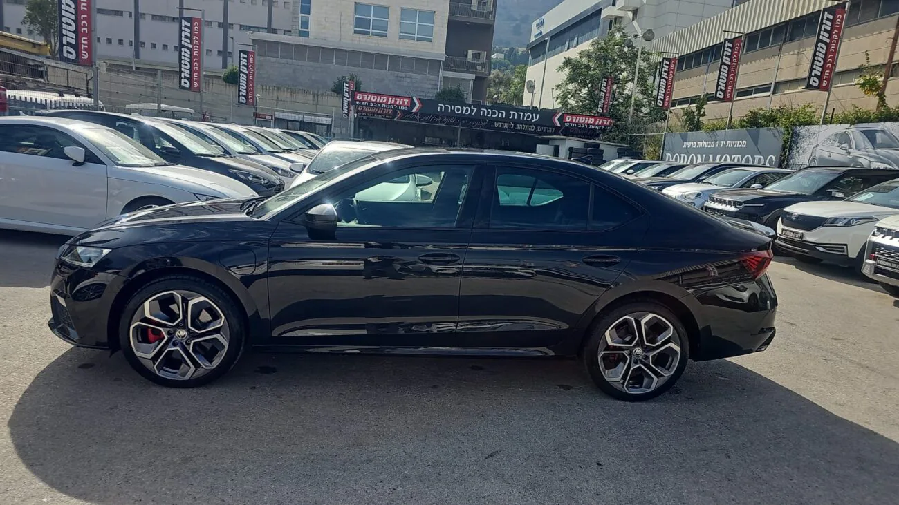 סקודה אוקטביה VRS 2024