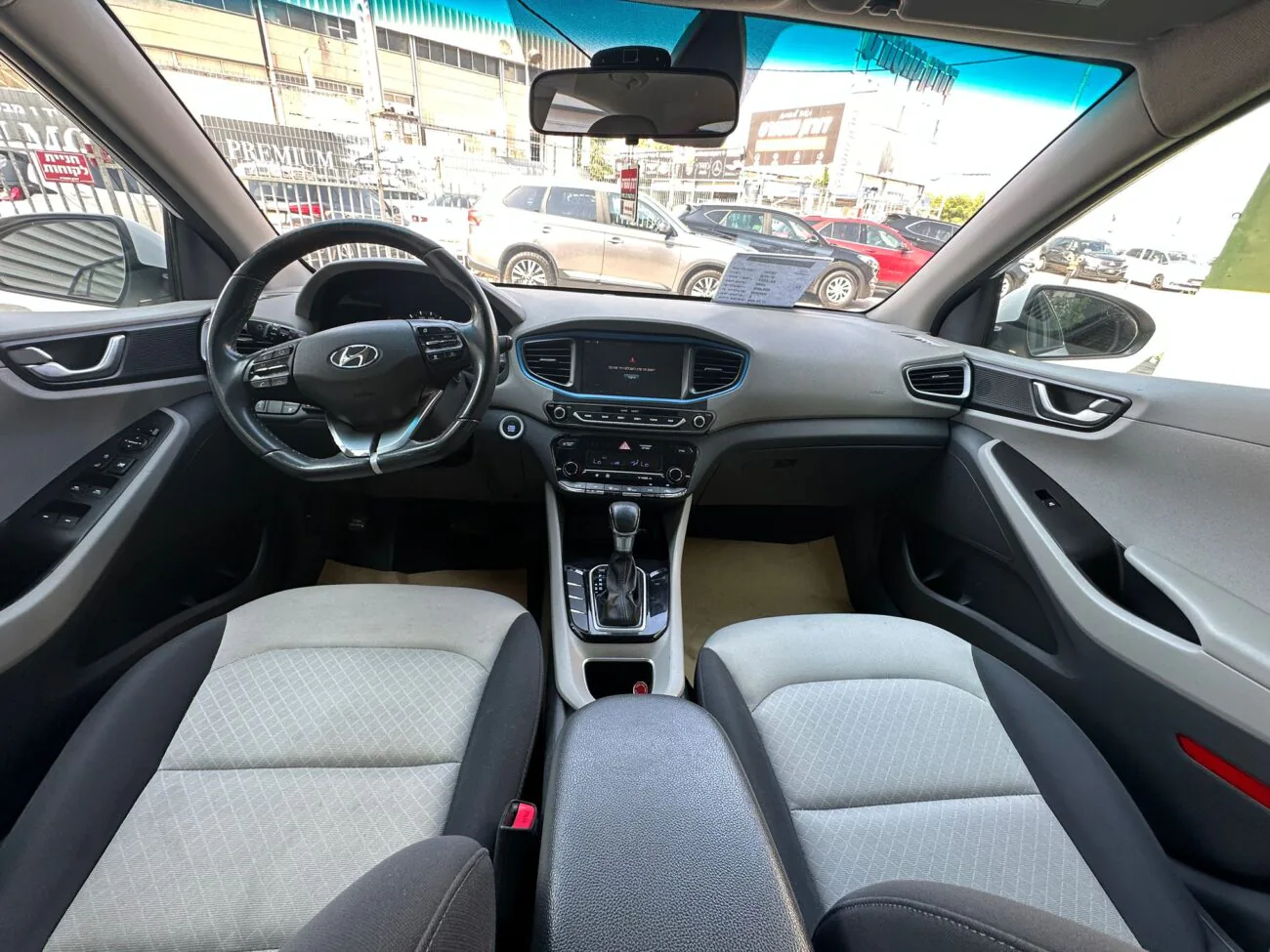 יונדאי איוניק PREMIUM 2017
