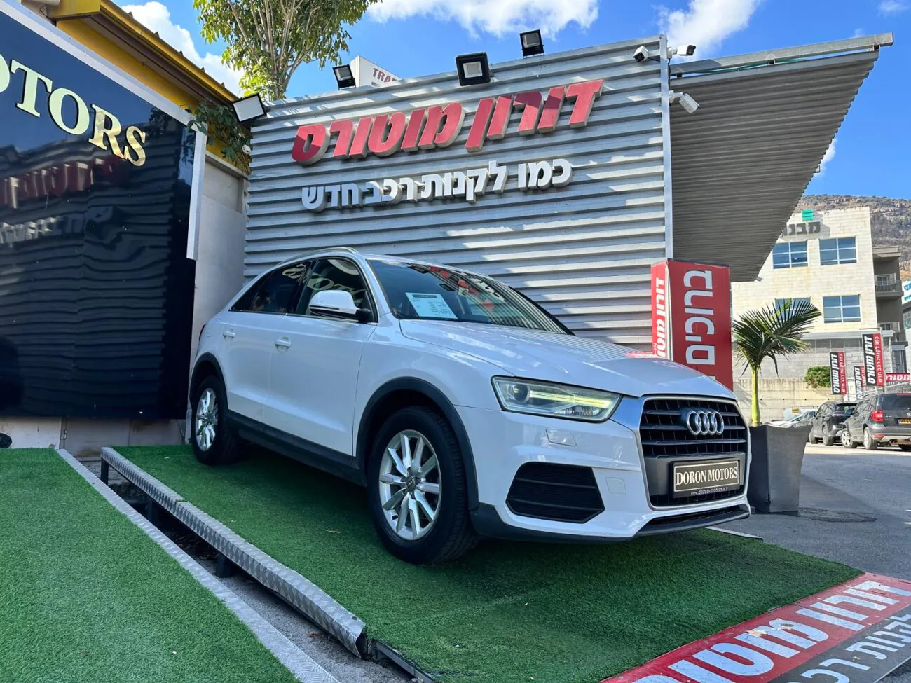 אאודי Q3 EXECUTIVE 2017