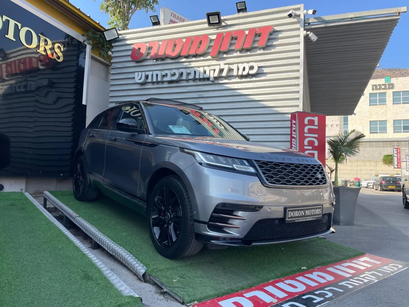 לנד רובר וולאר 2022