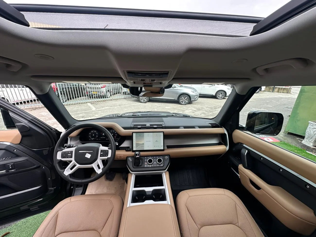 לנד רובר דיפנדר 2026